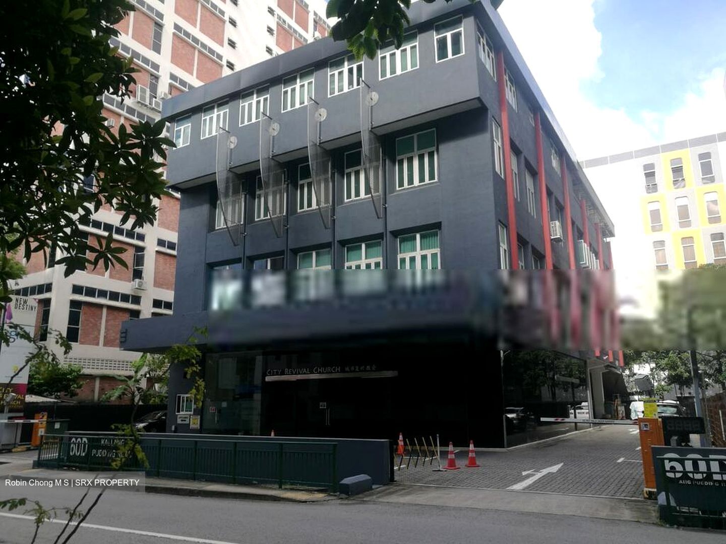 Ingolstadt Centre (D13), Office #457043611